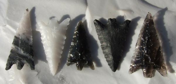 Gunther Barbed and Serrated style arrowheads--2009 AD--of obsidian, dacite and novaculite